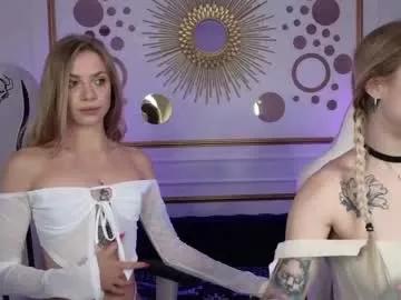 angie_natasha_054 on Chaturbate