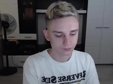 angryzan on Chaturbate