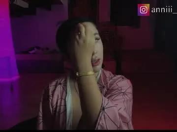 annie_snow_ on Chaturbate