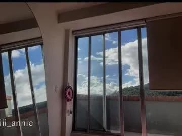 annie_snow_ on Chaturbate