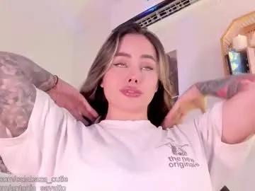 antonia_savatto_ on Chaturbate