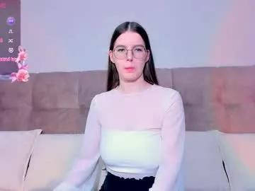 ariellateska on Chaturbate