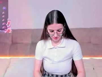 ariellateska on Chaturbate