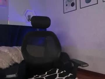 artemis_nyx on Chaturbate