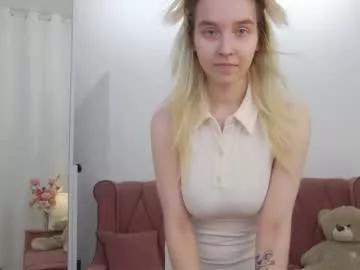 ashly_cherry on Chaturbate