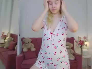 ashly_cherry on Chaturbate