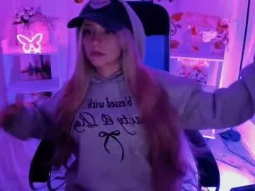 aurorawrenfield on Chaturbate