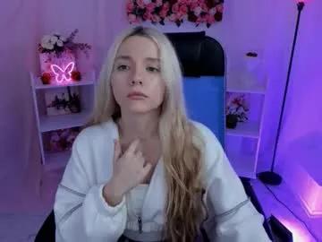 aurorawrenfield on Chaturbate