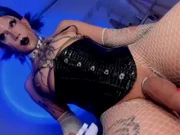 azulawitch on Chaturbate