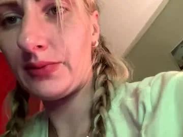 blondebellaaa3 on Chaturbate