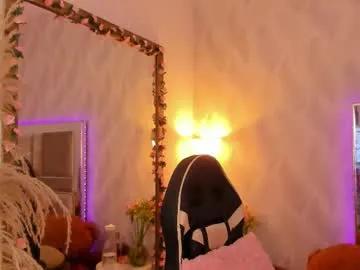 brunettklaryss on Chaturbate