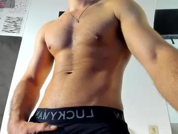 bryan_oficials on Chaturbate