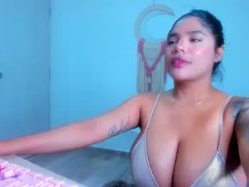 carolinalovehot on Chaturbate