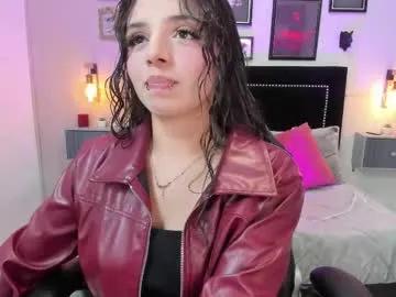 charlotte__benett — GOAL: Ride dildo [499 tokens remaining] Swettie do you like #shy but kinky girls? #puffynipples #tease #bigass #daddysgirl