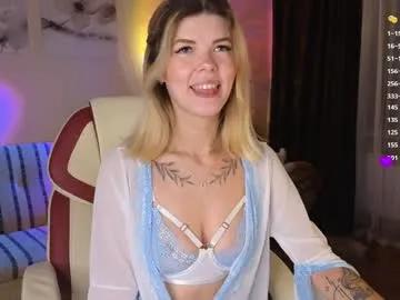 charming__kitty on Chaturbate