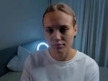 cherrieaxson on Chaturbate