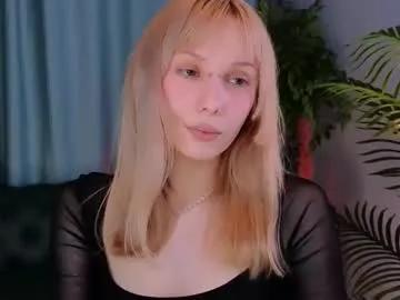 cherry_bitter on Chaturbate