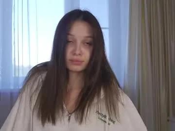 chillgirlll on Chaturbate