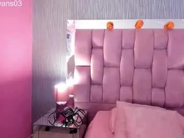 chloe__evans_ on Chaturbate