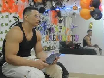 choreythaiylor on Chaturbate