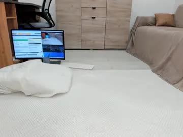 classy_medeeea on Chaturbate