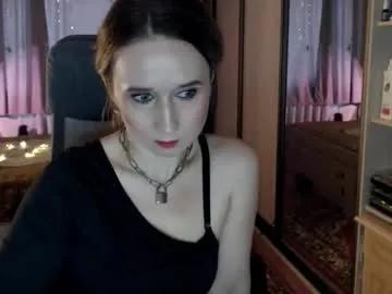 classyinna on Chaturbate
