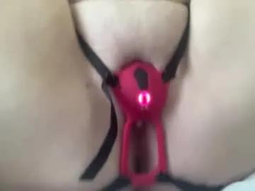 clementinethemilkmaid on Chaturbate