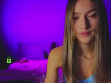 crazzy_cherry on Chaturbate