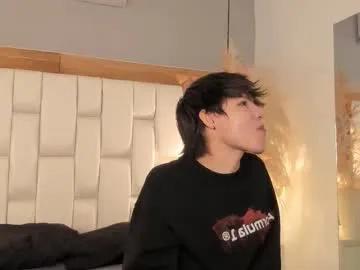 daphne_and_roger on Chaturbate