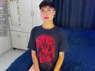 dark_lucky on Chaturbate