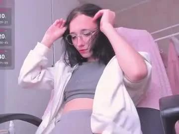 dark_willllow on Chaturbate