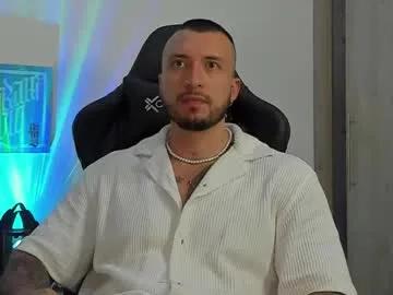 dave_max93 on Chaturbate