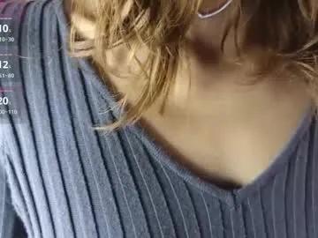 debihenks on Chaturbate