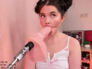 divacam on Chaturbate