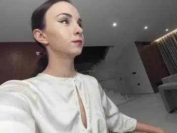ehotlovea on Chaturbate