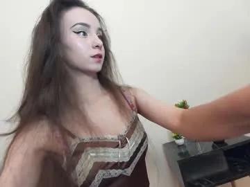 ehotlovea on Chaturbate