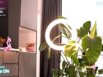 emilyraymont on Chaturbate