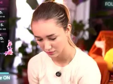 emilyraymont on Chaturbate