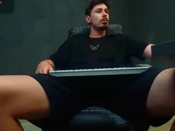enzorace on Chaturbate