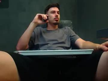 enzorace on Chaturbate