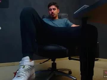 enzorace on Chaturbate