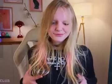 evangel1ne on Chaturbate