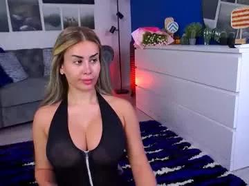 evazane on Chaturbate