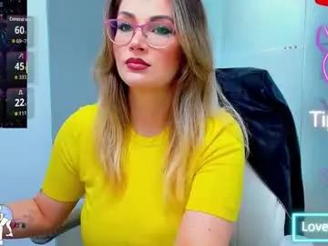 evelyne_rose on Chaturbate