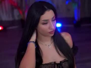 ginavalentinna on Chaturbate