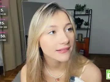 glossybabe_ on Chaturbate