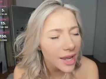 glossybabe_ on Chaturbate