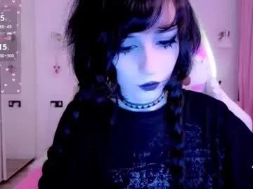 gothiclali on Chaturbate