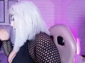 greennbella on Chaturbate