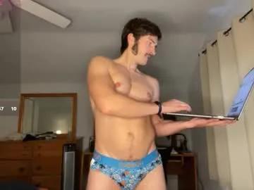 handsumhung on Chaturbate